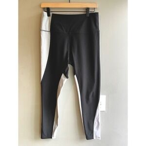 Apana Black and Gray Colorblock High Waist Athletic Leggings Activewear 7/8 M